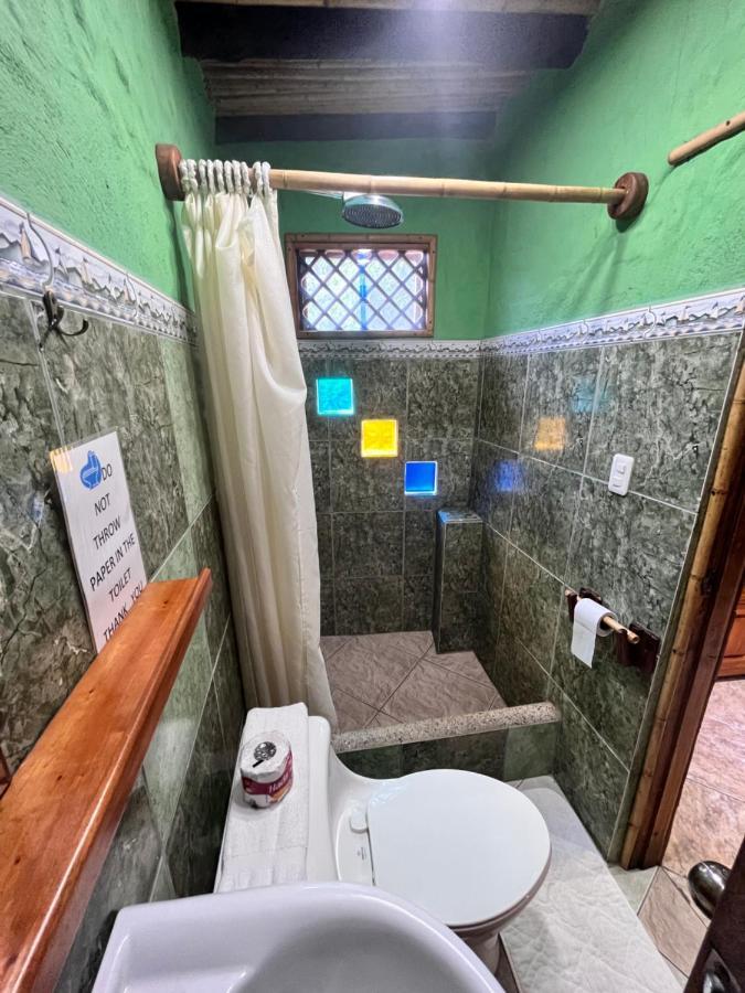 孤身乔治生态山林小屋旅馆 阿约拉港 外观 照片